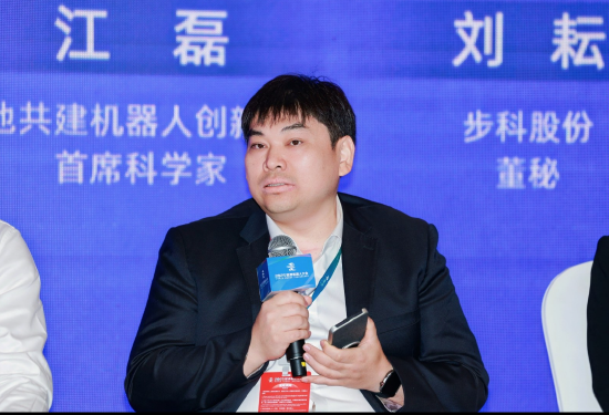 盈易点 国地共建机器人创新中心首席科学家江磊：中国人形机器人应用场景遍地开花，市场潜力巨大